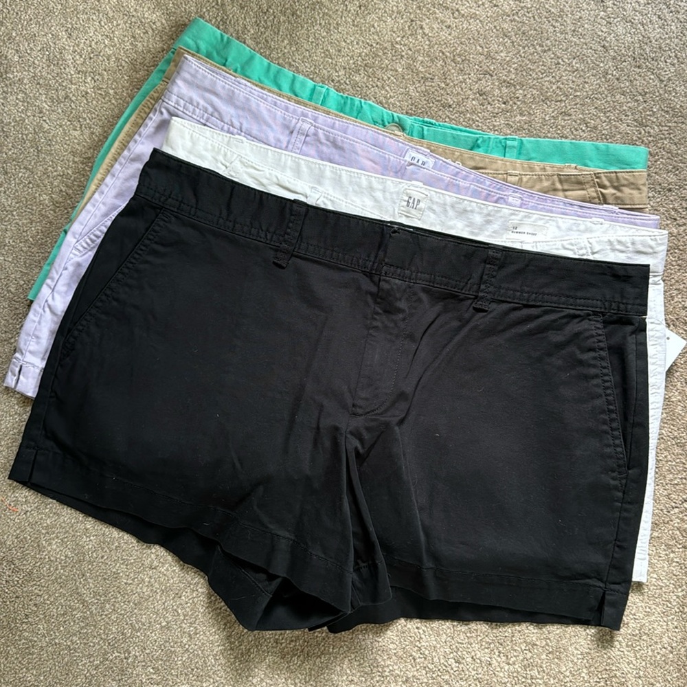 Gap size 12 City Shorts (5 pairs)